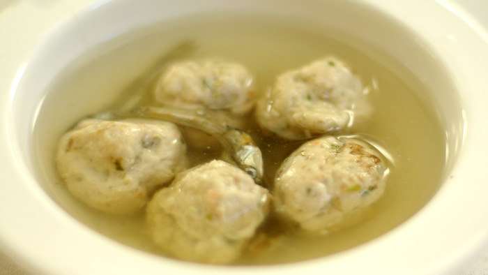鶏肉団子の和風スープ