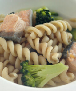 サーモンのスープパスタ（カムット小麦パスタ）