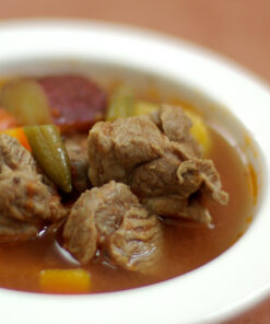 ラム肉のトマトシチュウ（ラム肉の煮込み）